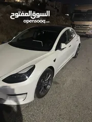  5 Tesla Model 3 - 2023  بحالة ممتازة