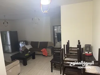  3 شقه للإيجار