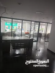  4 معرض تجاري