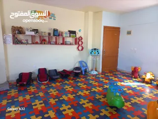  3 مركز تعليمي وحضانة للبيع
