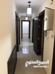  6 شقه فارغه في عبدون بالقرب من السفاره المصرية للايجار