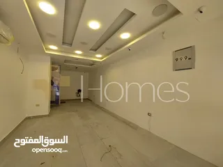  4 معرض تجاري بموقع مميز للبيع في عمان - الدوار السابع , بمساحة 81م