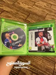  12 Xbox one x استعمال خفيف مع العاب