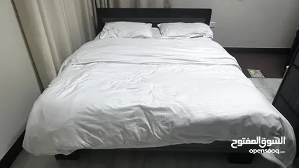  1 سرير/كرفايه/ bed كوين queen