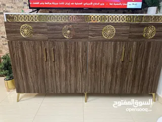  2 طاولة تلفزيون للبيع