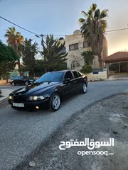  2 BMW E39 الدب