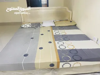  2 Mattress and bed cot