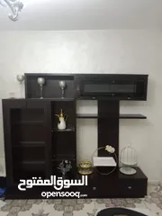  1 بوفيه خشب مطعم بنقشة جلد الافعي بحاله جيده