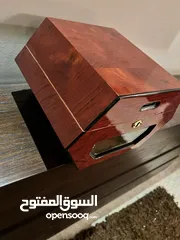  1 صندوق فخم للبيع