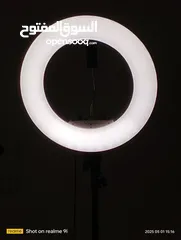  5 إضاءة LED حلقية إضاءة دائرية (رينق لايت) مع حامل جوال ، متعددة الإضاءات - حجم كبير