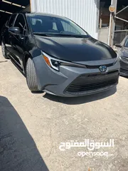  2 تويوتا كورولا 2024 للعمومي مكاتب التأجير