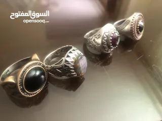  2 خواتم فضه 925 عدد 4 للبيع قياس 20 22و21 بسعر مغررررري