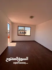  18 شقة طابقية 284م مع رووف منفصل 120م في أجمل مناطق عبدون