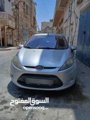  2 فورد فيستا موديل 2012 للبيع