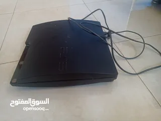  3 بلايستيشن 3 مهكر ومستعمل وهو في حالة ممتازة وبسعر رخيص