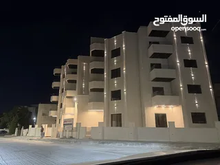  4 شقة مميزة موقع مميز