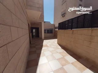  1 Unfurnished apartment to Rent  ( Property 38542 )-174700921