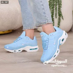  4 حذاء نسائي Nike TN الجديد الحصري طبي