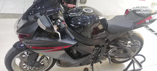  3 دراجة سوزوكي 750cc دراجة الله يبارك ماناقصها شي  مودل 2018 السعر 23000 منهي من دون نقاش