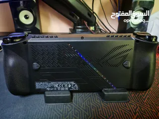  3 ASUS ROG Ally X (2024) RC72LA AMD RYZEN Z1 EXTREME PROCESSOR (24GB RAM/1TB SSD) HANDHELD GAMING PC.