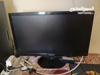  1 شاشة سامسونج للبيع