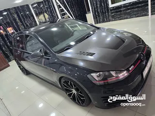  1 Golf gti  وارد الماني مش خليجي  ترخيص 2016 فل الفل