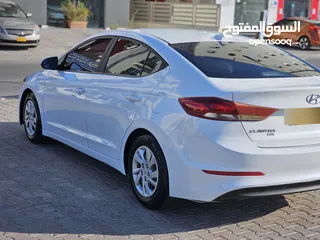  3 Hyundai Elantra 2017