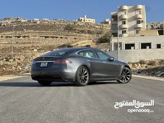  7 Tesla Model S 2021 Long range Plus