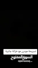  10 تسريحة مودرن مع خزانة جانبية – لمسة فخامة لغرفتك! ترتيب وأناقة بمساحة مثالية  تصميم عصري بسيط