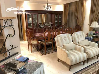  3 فيلا مستقلة للإيجار مفروشة بالكامل مكونه من 5 نوم