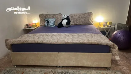  1 King Size Bed with Mattress