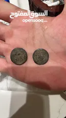  4 عملتين قديمات المعنيين
