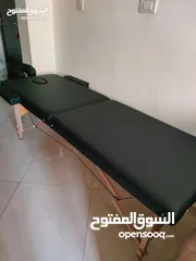  1 تخت مساج مميز خشب