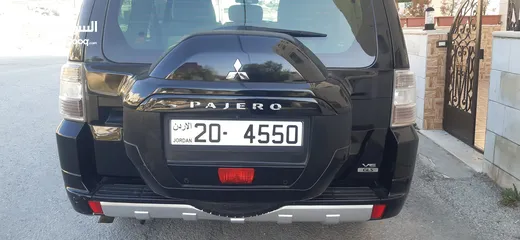  1 رقم مميز رباعي بسعر مميز