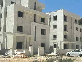  3 فلل للبيع في رام الله مشطب او عظم