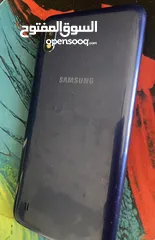  2 Samsung A10 مع كرتونة فقط