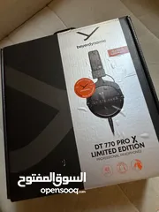  3 beyerdynamic DT 770 PRO X LIMITED EDITION