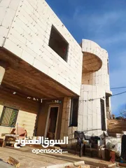 3 ارض وبيت طابقين