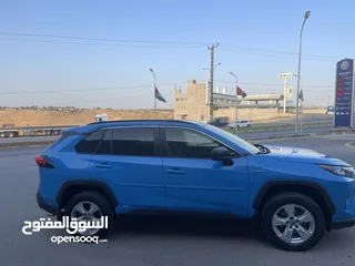  6 2020 TOYOTA RAV4 LE 4*4 السياره تب نضافه بصلاه على النبي وكاله