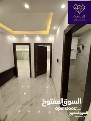  2 طابق اخير مع روف دوبلكس فاخر جديد لم يسكن لقطه للبيع في اجمل خلدا وام السماق