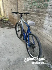  3 كل أشي مكتوب تحت لحق حالك وفي هدايه عجلين مع البسكليت