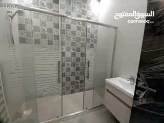  10 شقه طابق اول بمساحه 230 متر للبيع في منطقه الظهير ( Property ID : 30871 )