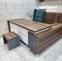  3 محتاج مكتب إداري للغرف الصغيرة عنا الحل مكتب 160سم مع جانبية وادراج وطاولة هديه بسعر مناسب اثاث
