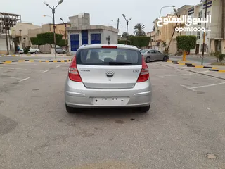  3 هيونداي i 30 للبيع