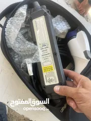  4 شاحن نيسان ليف