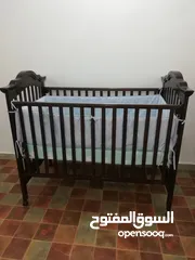  4 سرير اطفال ماركة جونيورز