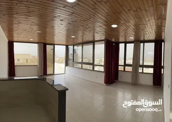  27 شقة طابق ثالث + روف في منطقة ربوة عبدون بمساحة اجمالية 325 متر