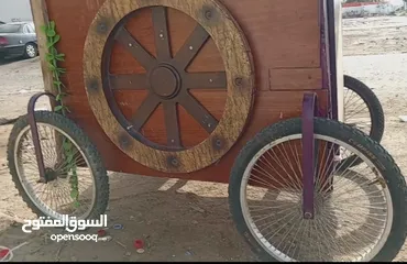  1 امتلكها الان عربه دفع بالايادي لبيع البطاطس والفواكه