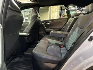  1 سياره البيع تويوتا R4