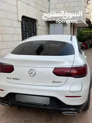  3 سيارة مرسيدس Glc300e